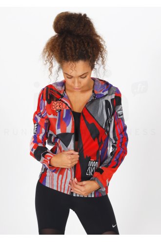 Nike Essential Berlin 2020 W 