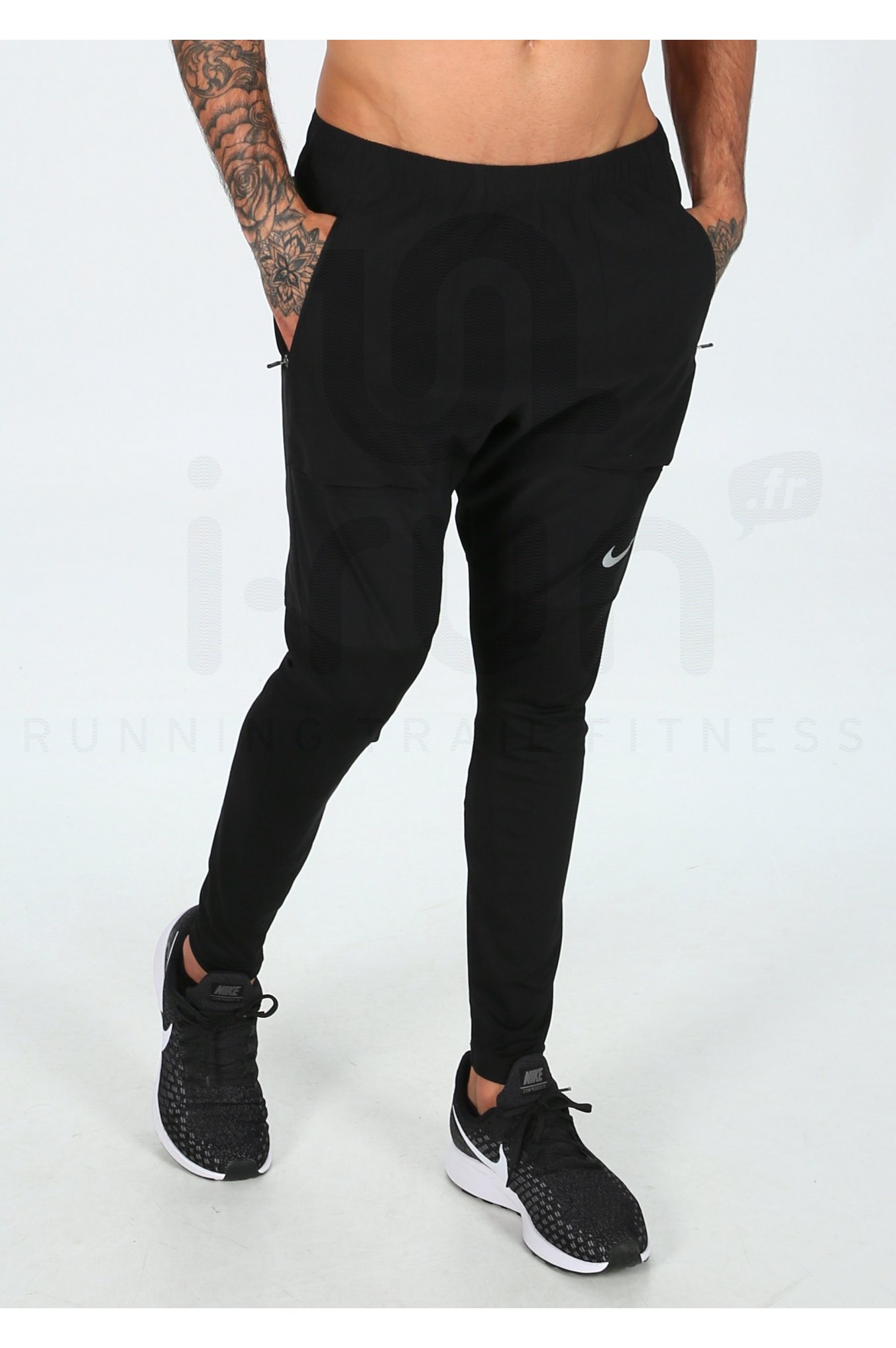 Nike Essential Hybrid M 