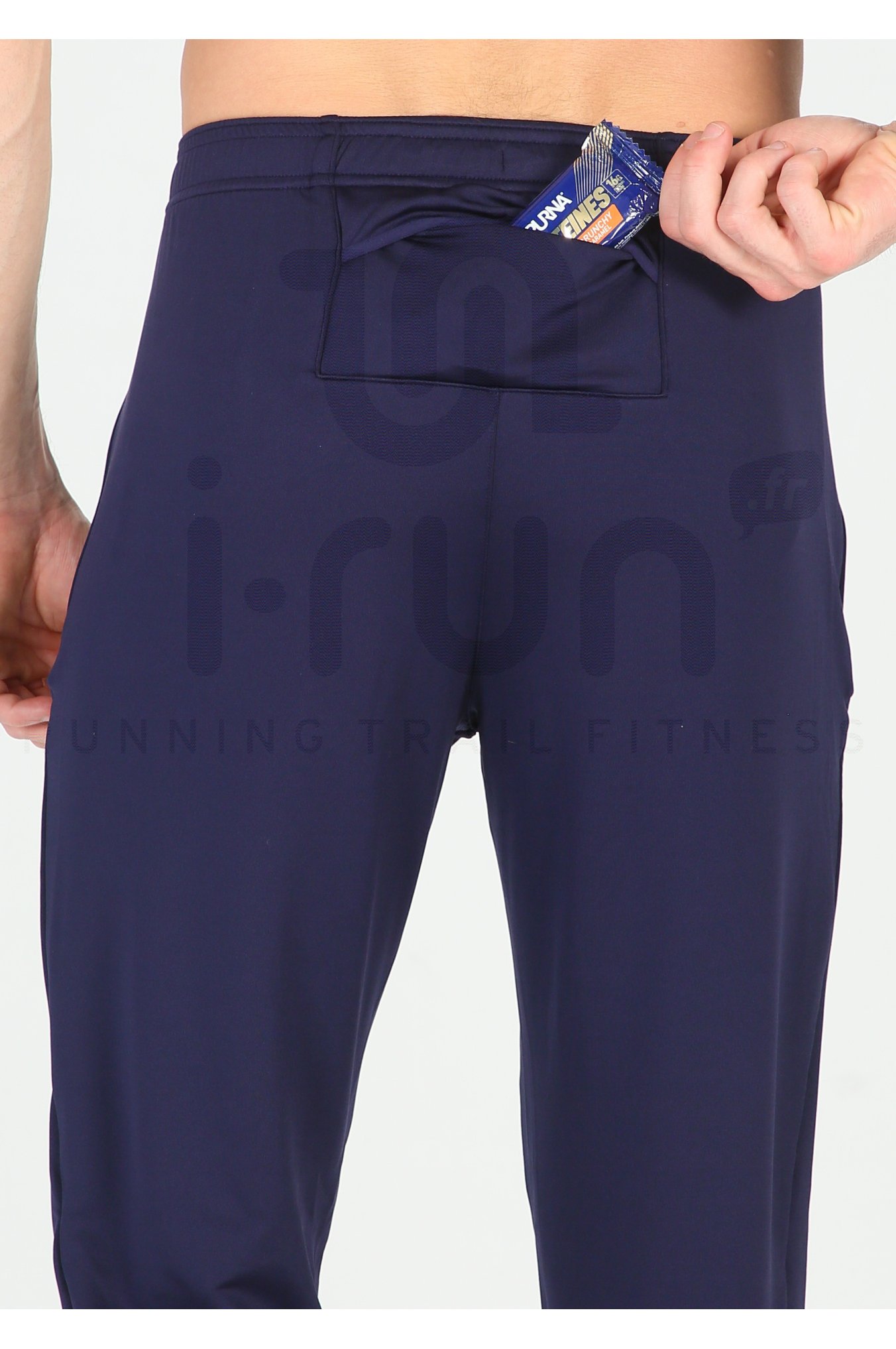 Nike Essential Knit M 