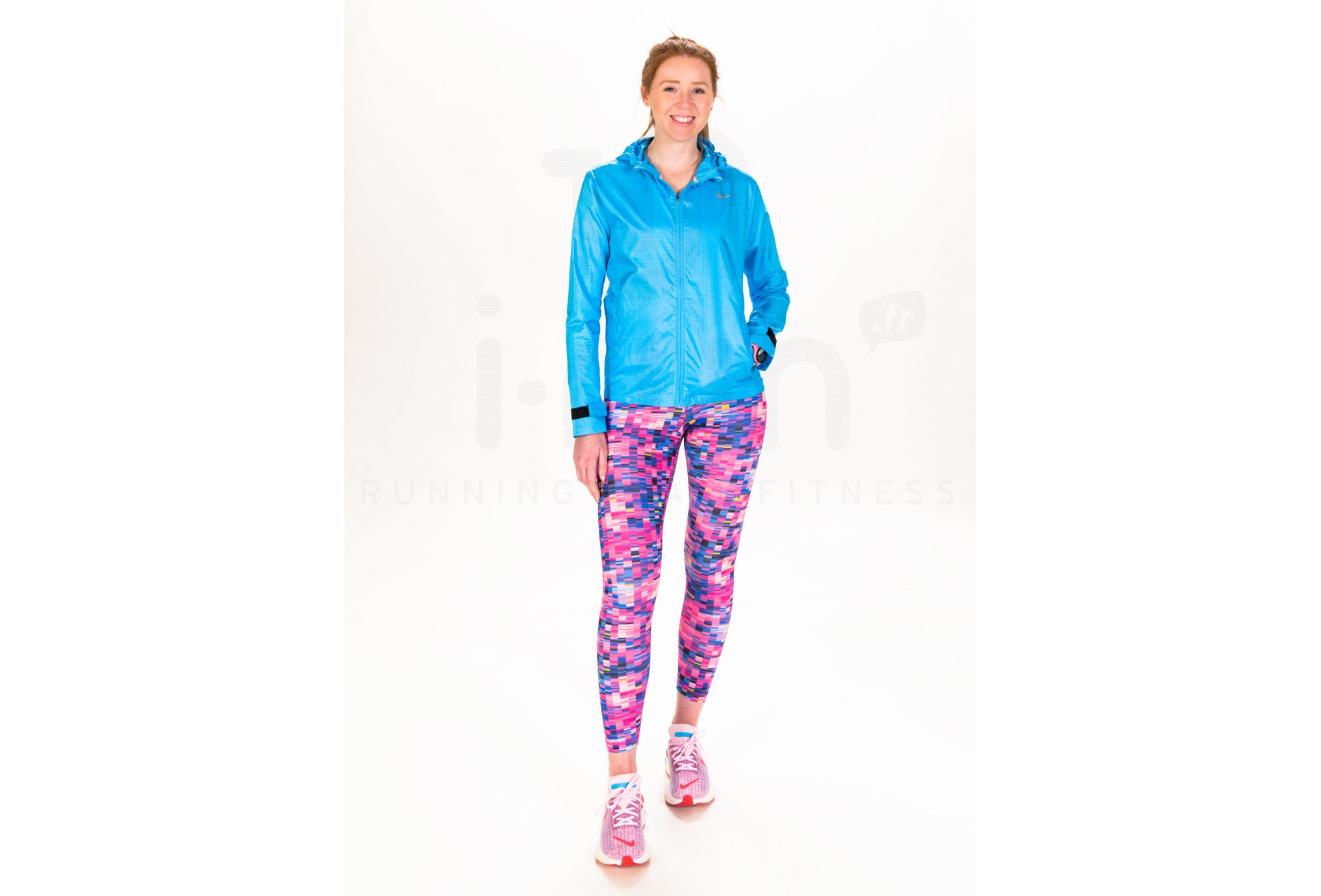 Nike Essential W