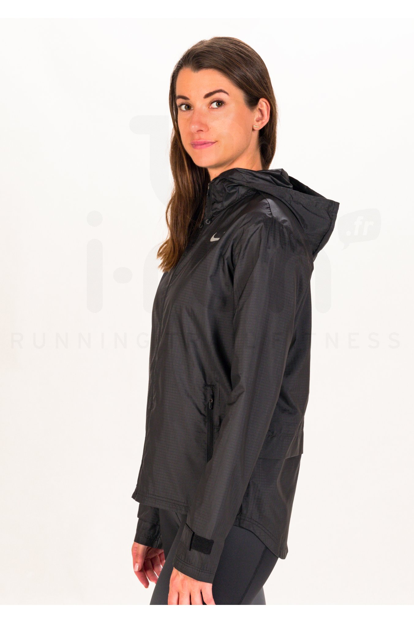 Nike Essential W 