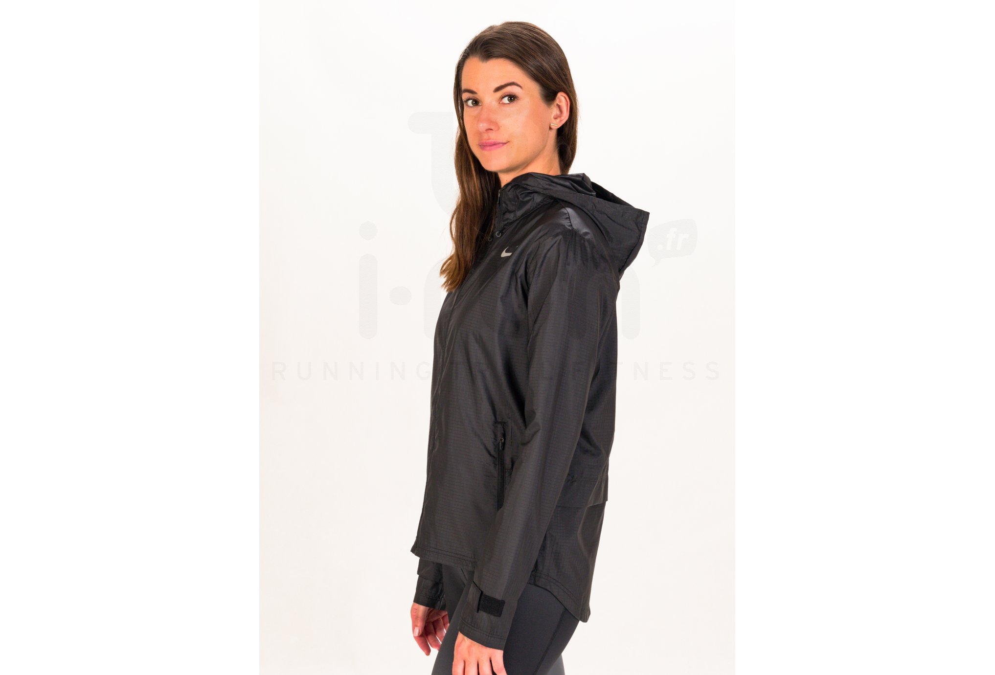 Nike Essential W