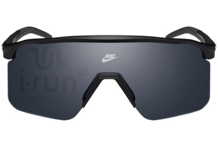 Nike Expedition Shield