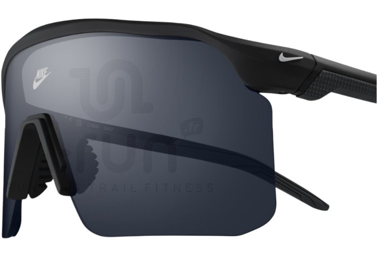 Nike Expedition Shield