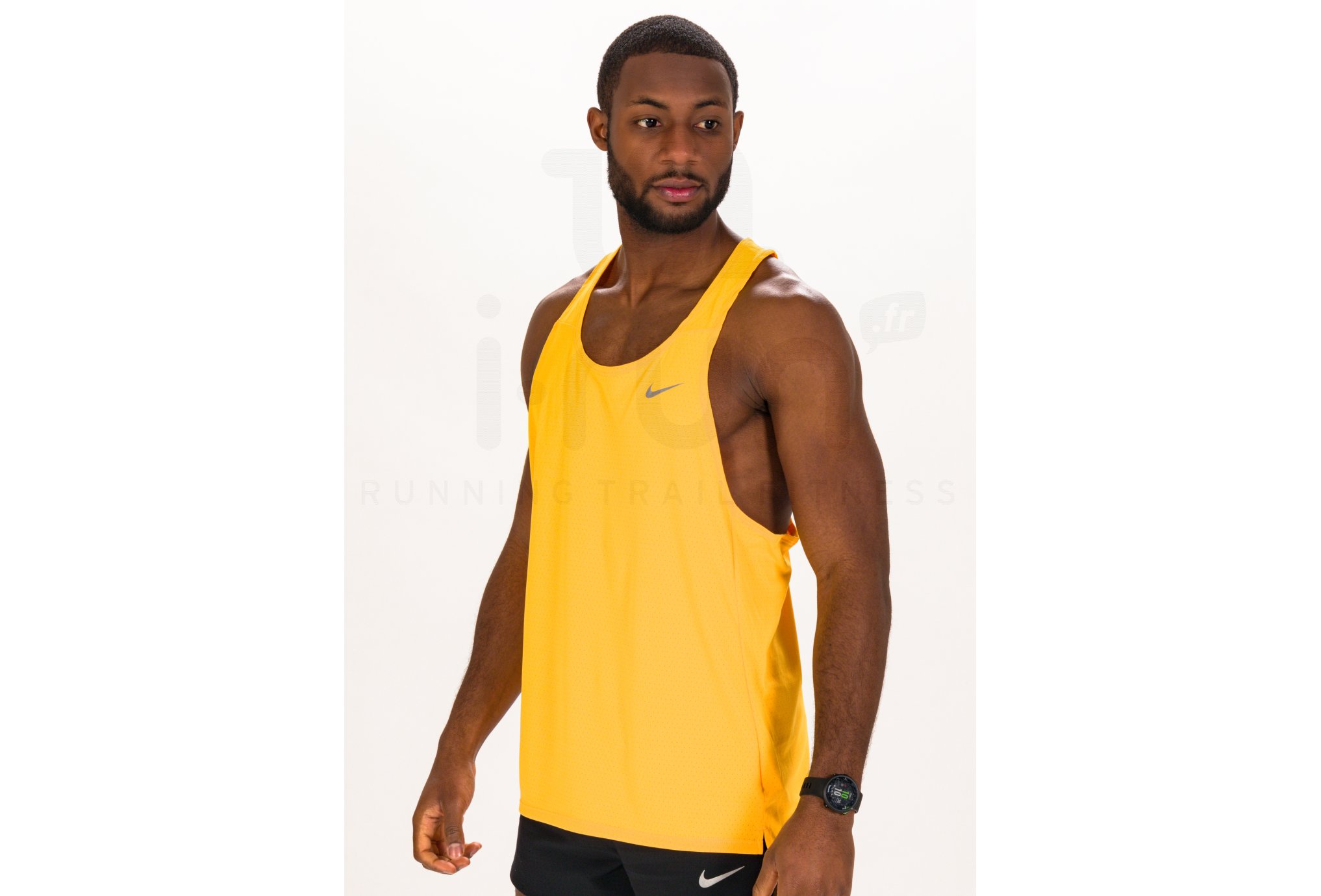 Nike Fast M