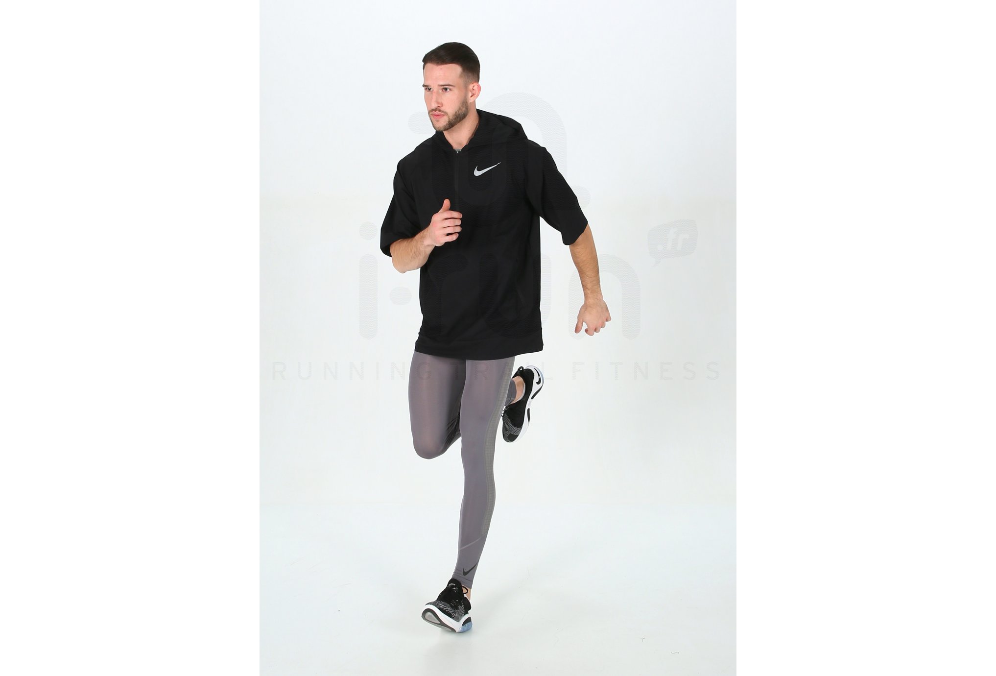 Nike Chaqueta manga corta Flex SS