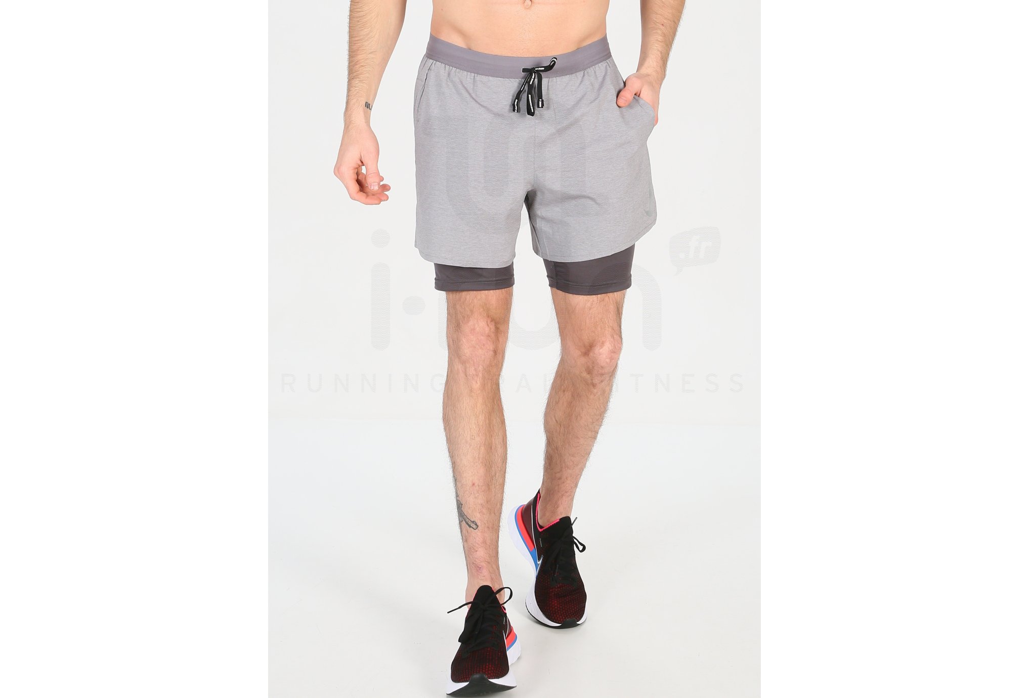 Nike Pantal�n corto Flex Stride 2en1