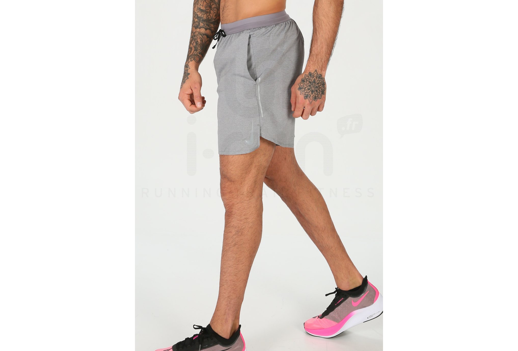Nike Pantal�n corto Flex Stride