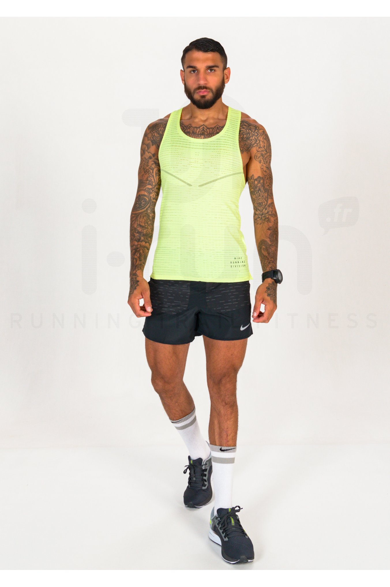 Nike Flex Stride Run Division M 