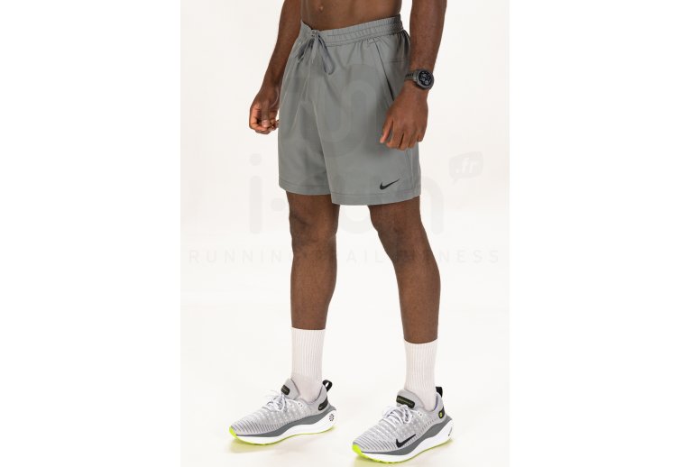 Nike Form M
