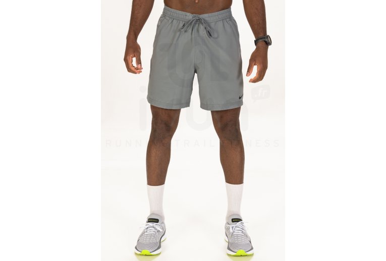 Nike Form M
