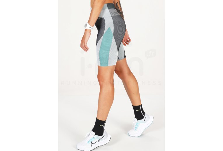 Nike Icon Clash Seamless W