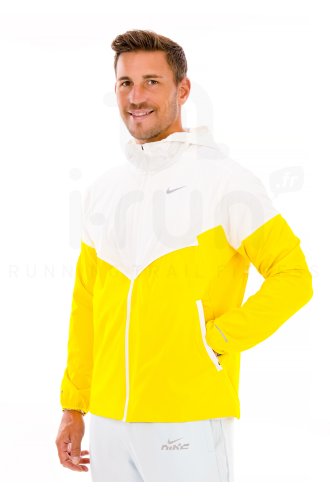 Nike Impossibly Light Windrunner 
