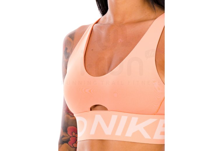 Nike Indy Plunge