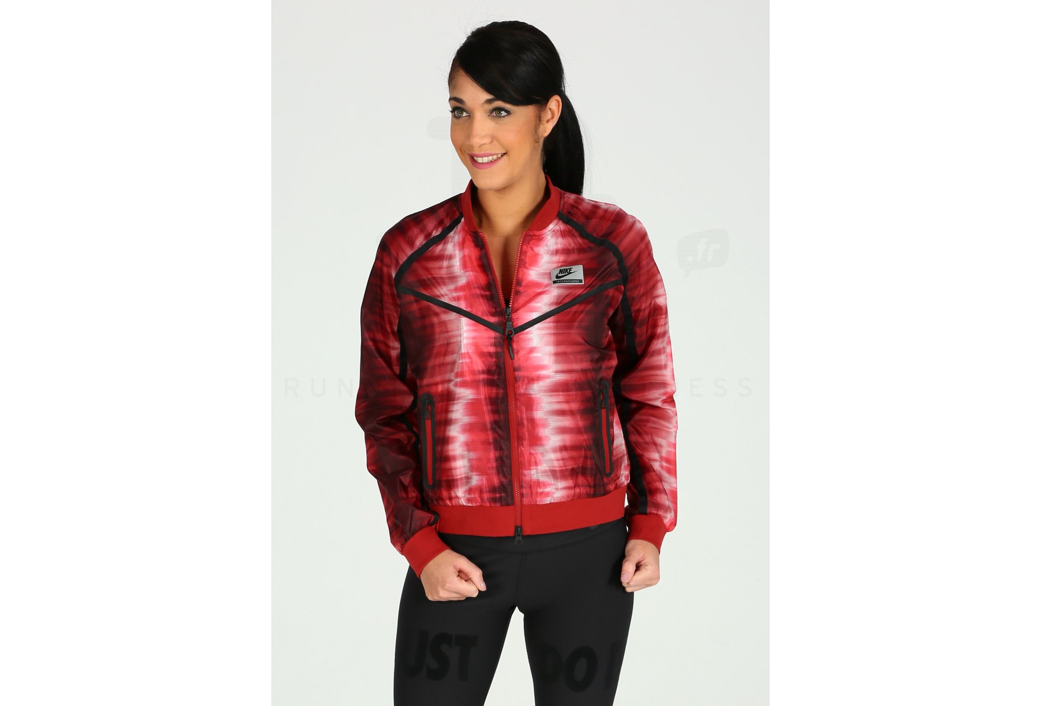 Nike Chaqueta International
