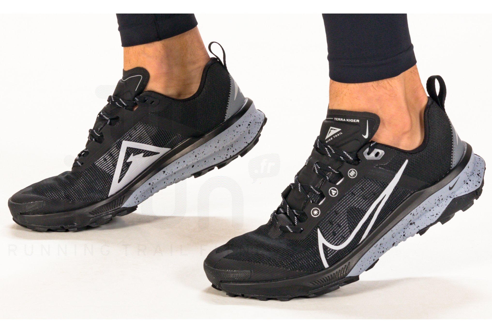 Nike Kiger 9 M