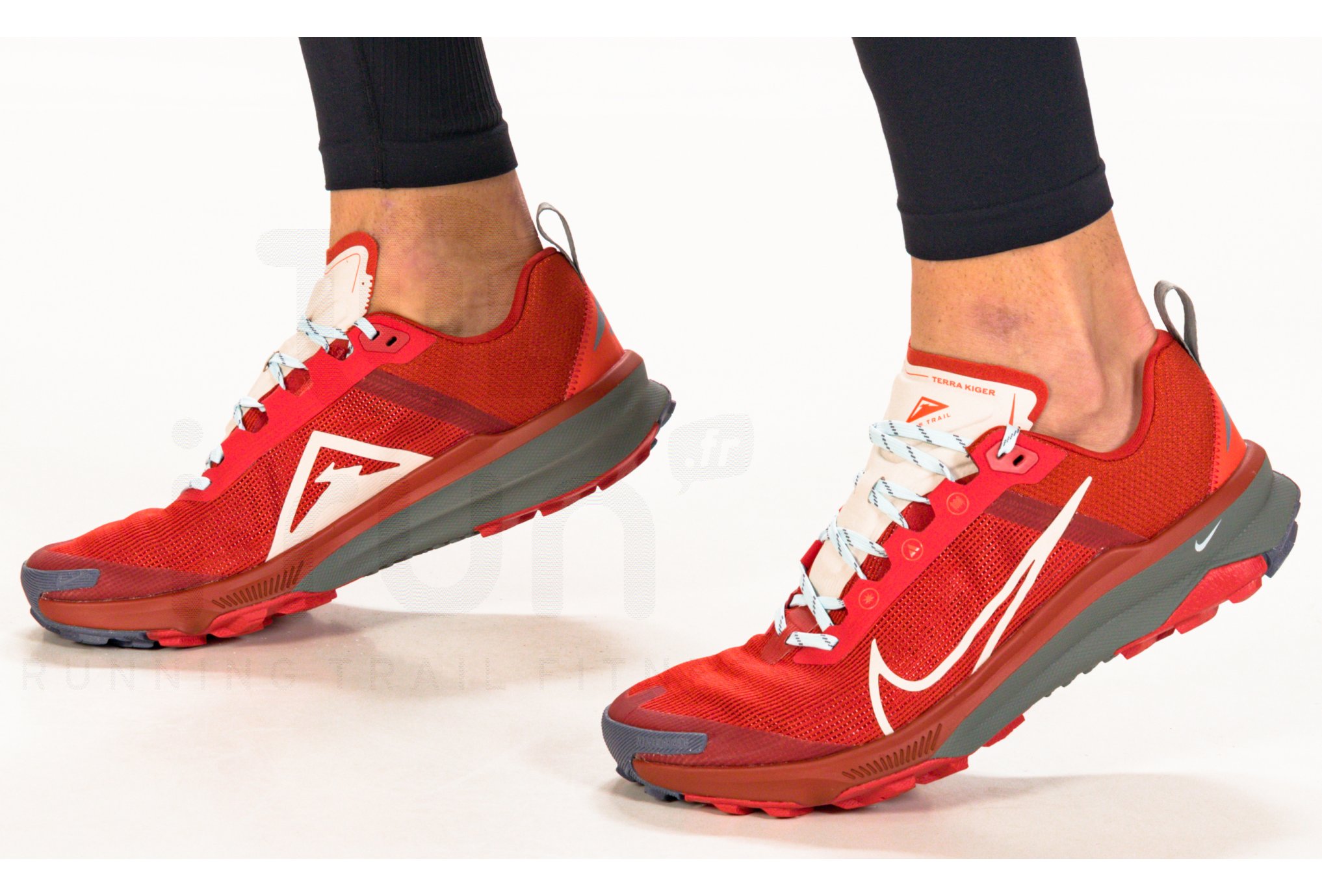 Nike Kiger 9