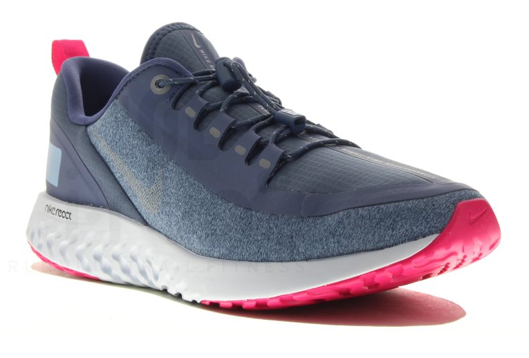 Nike Legend React Shield