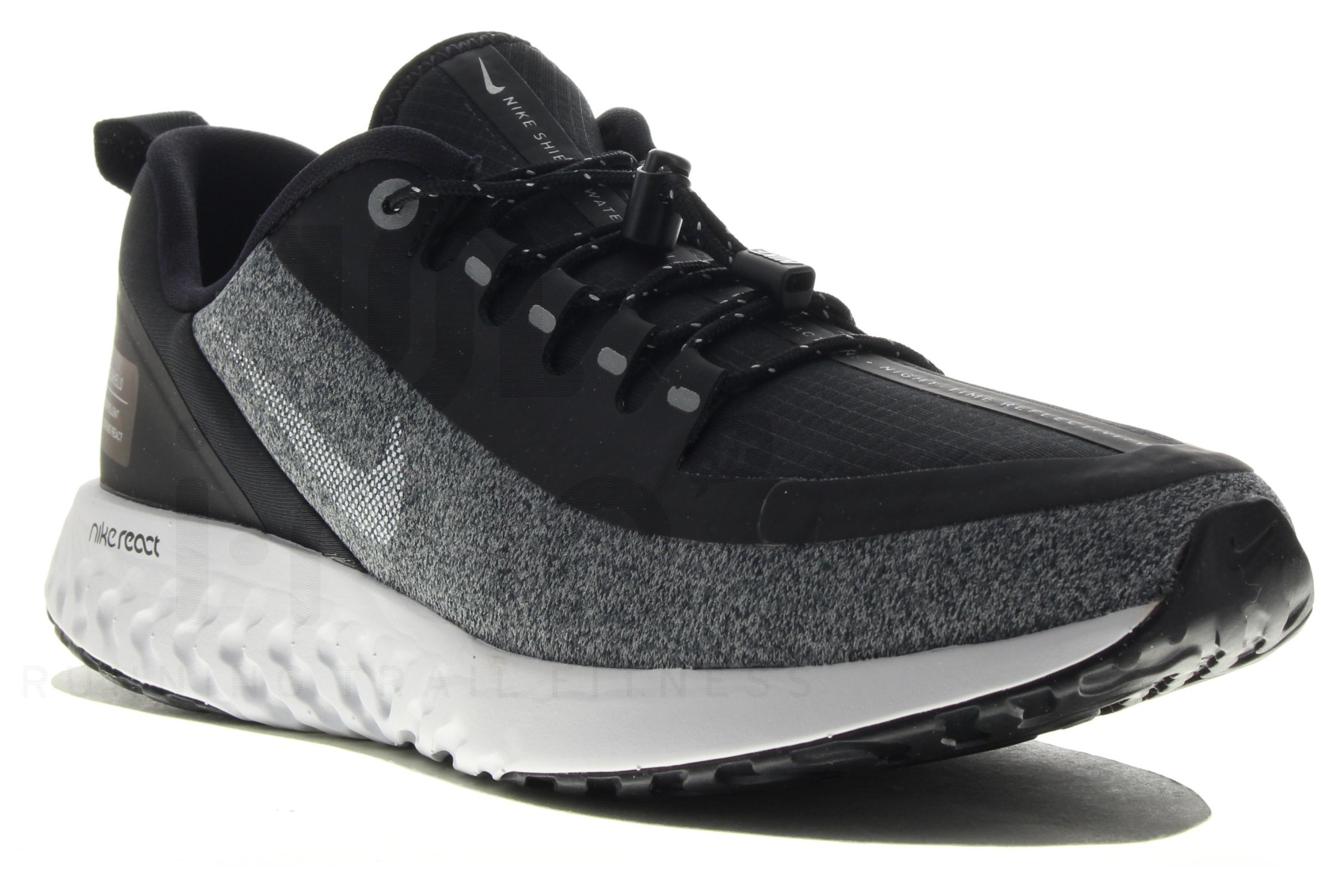 Nike Legend React Shield