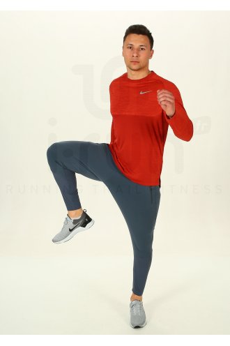 Nike Medalist M 