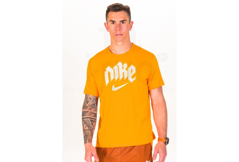 Nike Miler Run Division M
