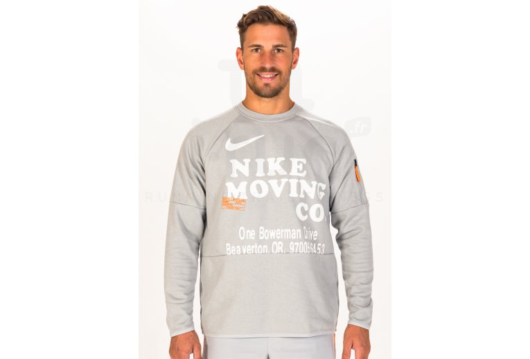 Nike Moving M