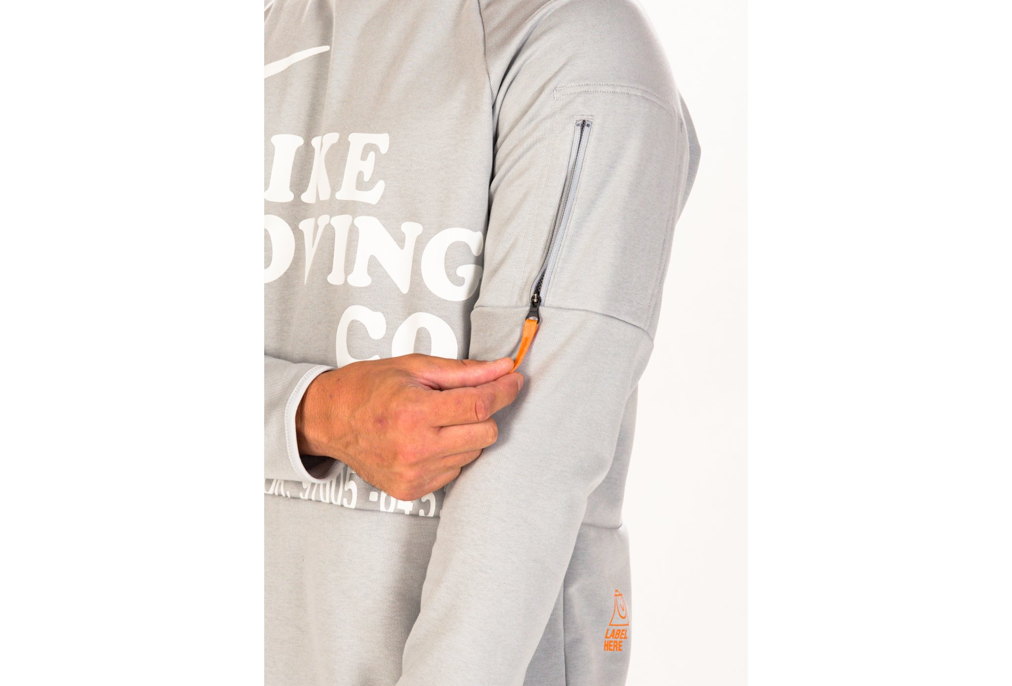 Nike Moving M