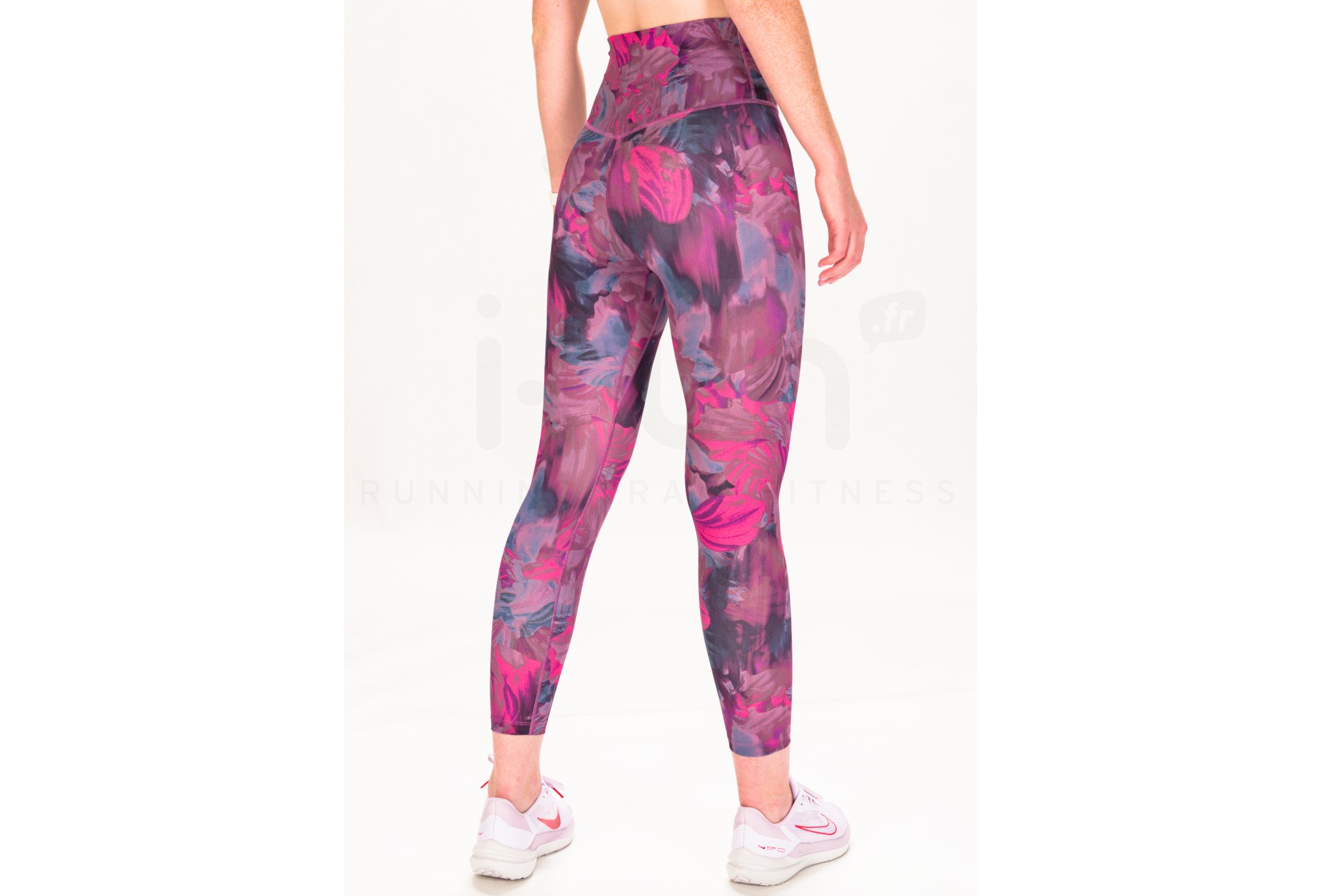 Nike One W
