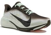 Nike Pegasus 42 International Running Team