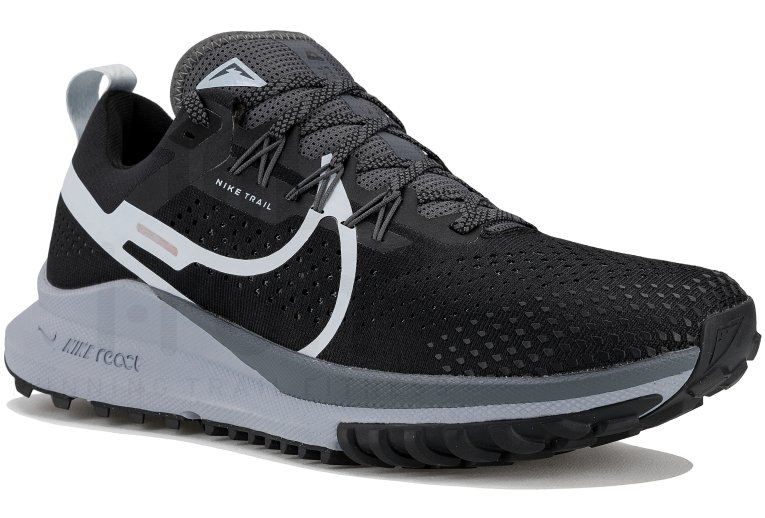 Nike Pegasus Trail 4 M