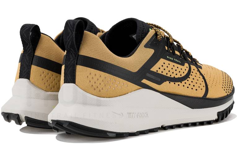 Nike Pegasus Trail 4 M 