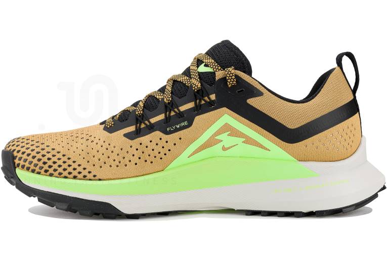 Nike Pegasus Trail 4 M 