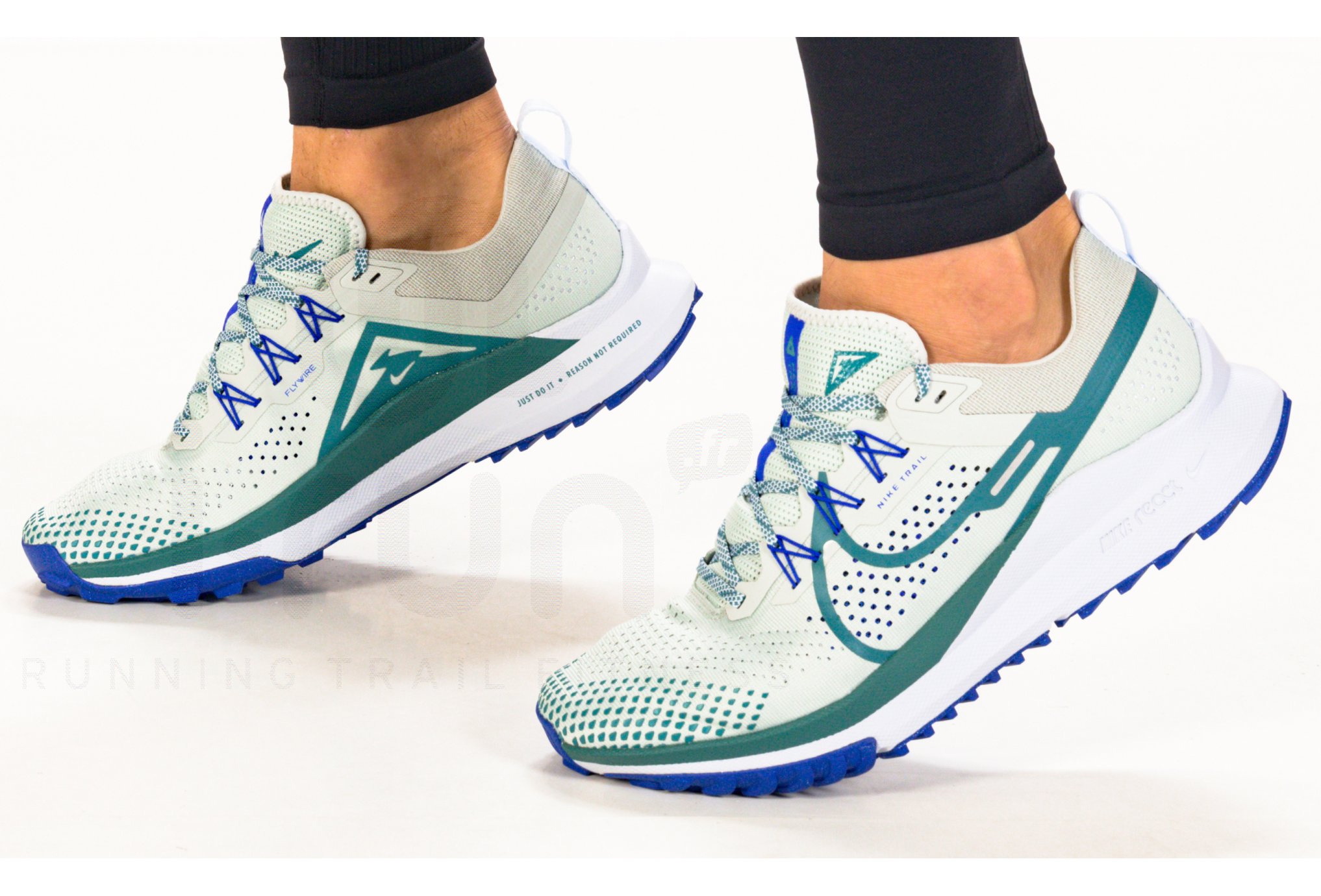 Nike Pegasus Trail 4 M 