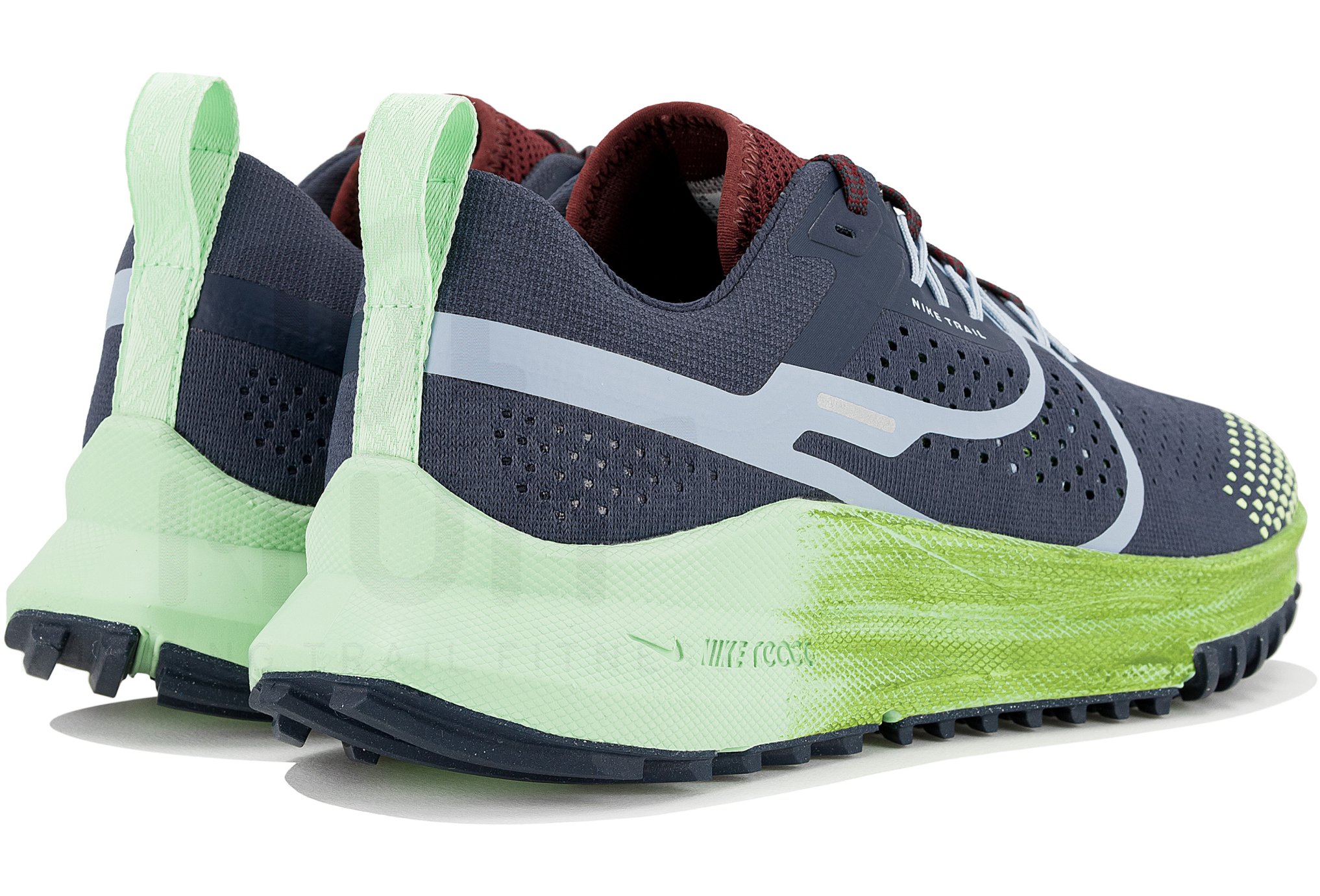 Nike Pegasus Trail 4 M 