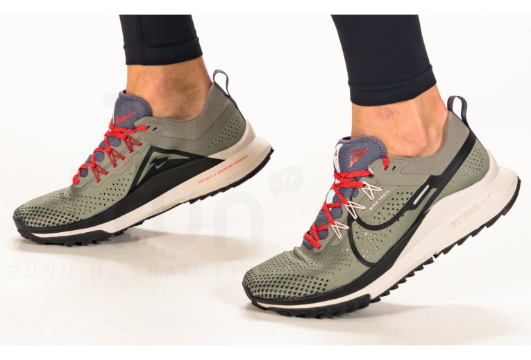 Nike Pegasus Trail 4 M 