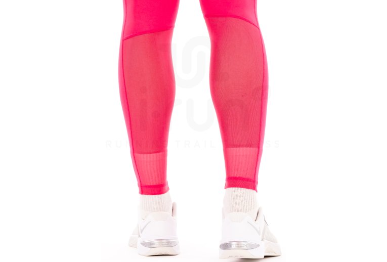 Nike Pro 365