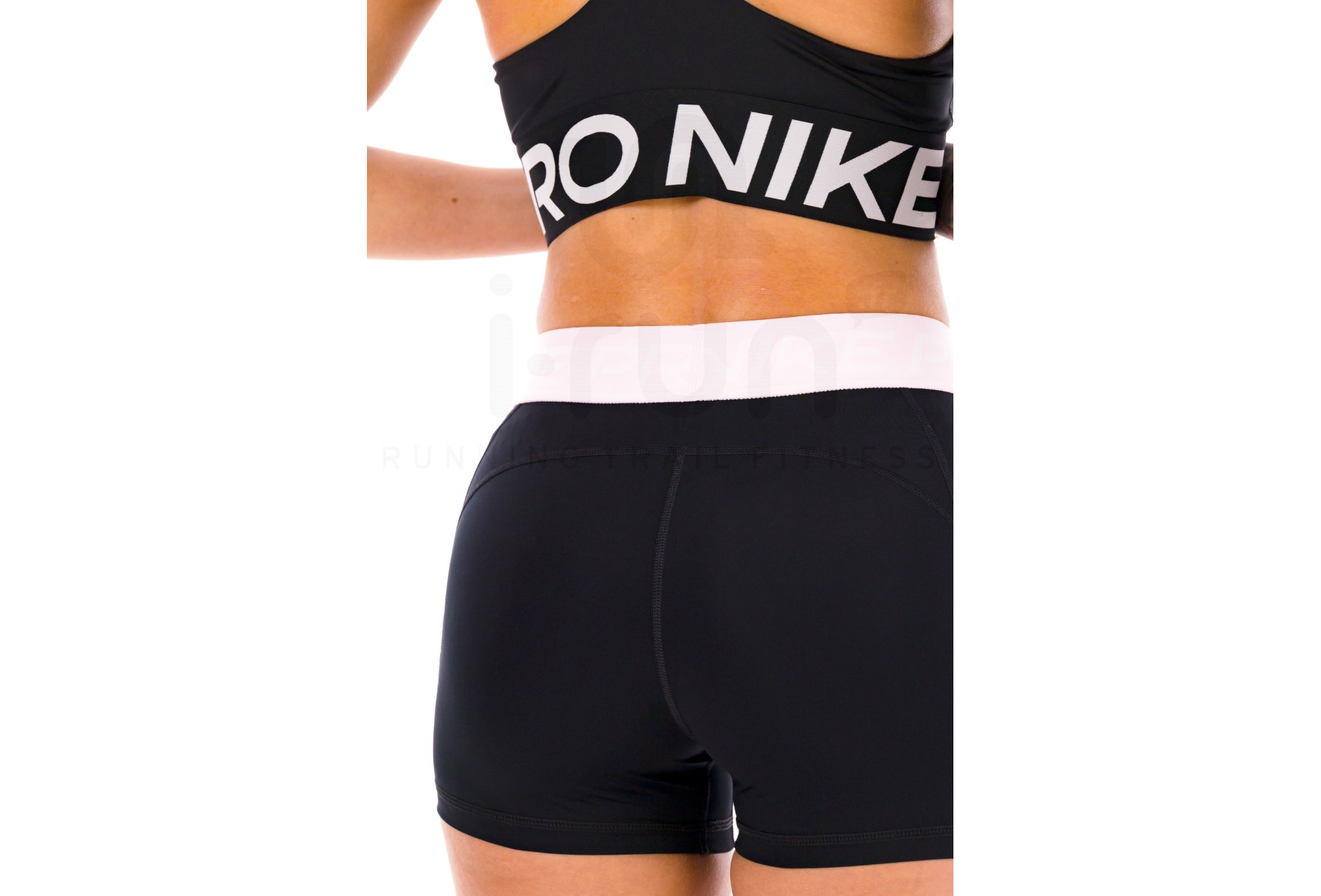 Nike Pro 365