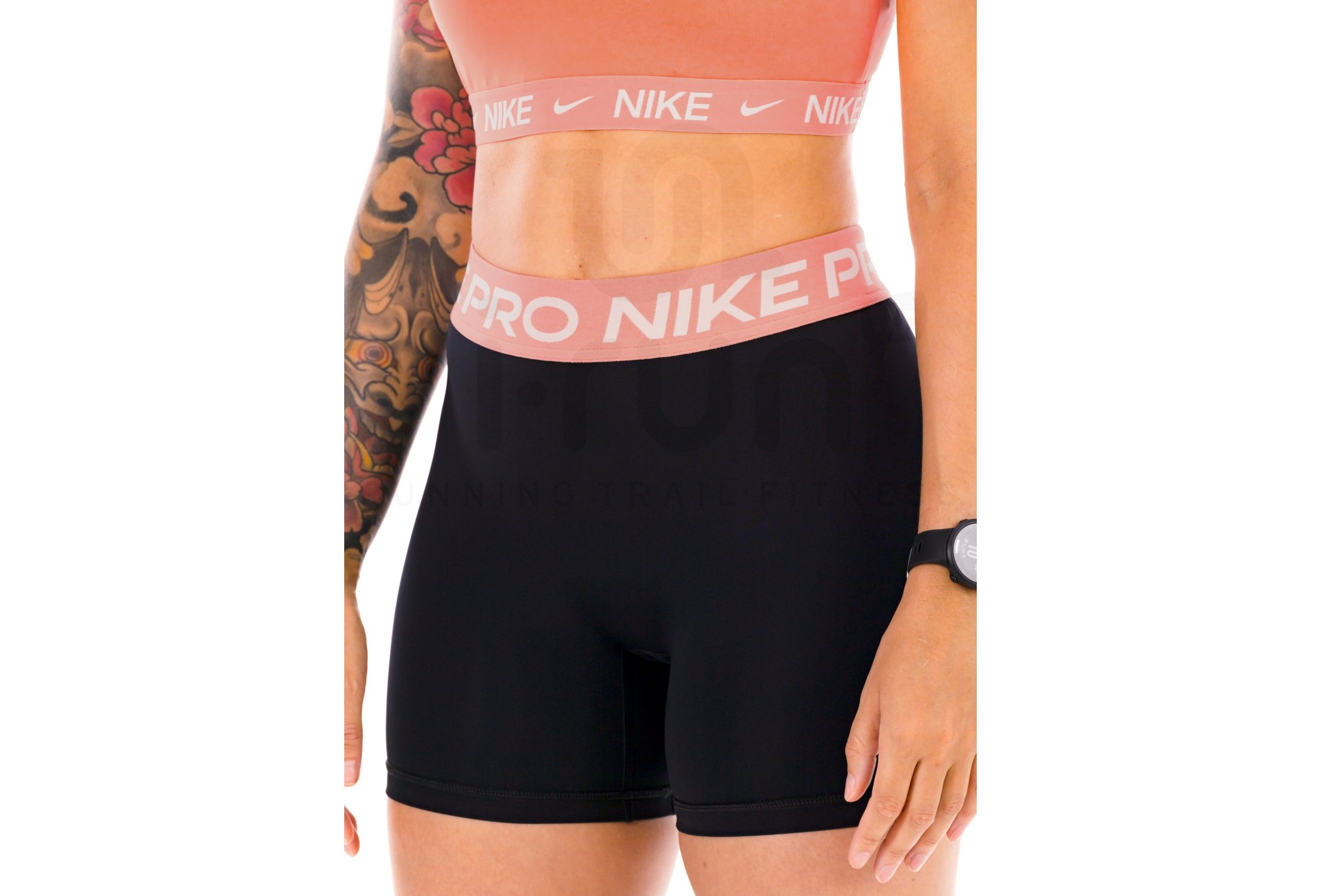 Nike Pro 365