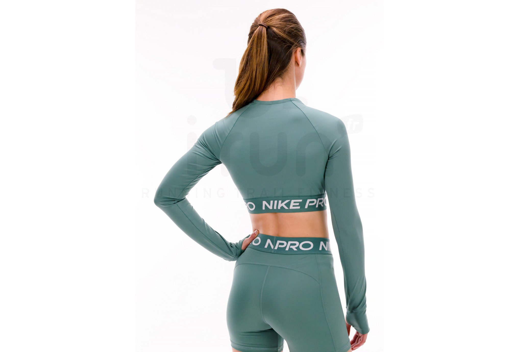 Nike Pro 365