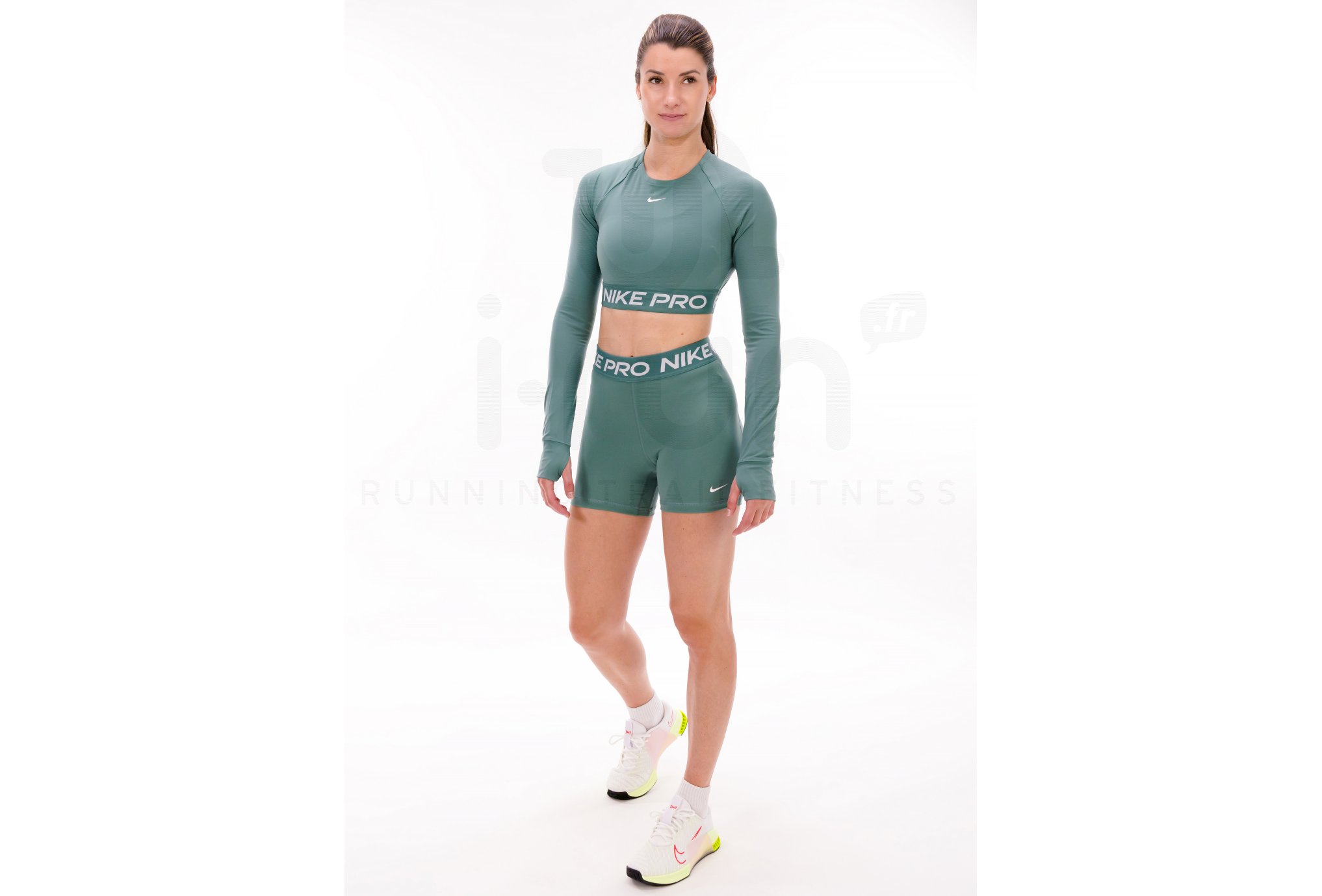 Nike Pro 365