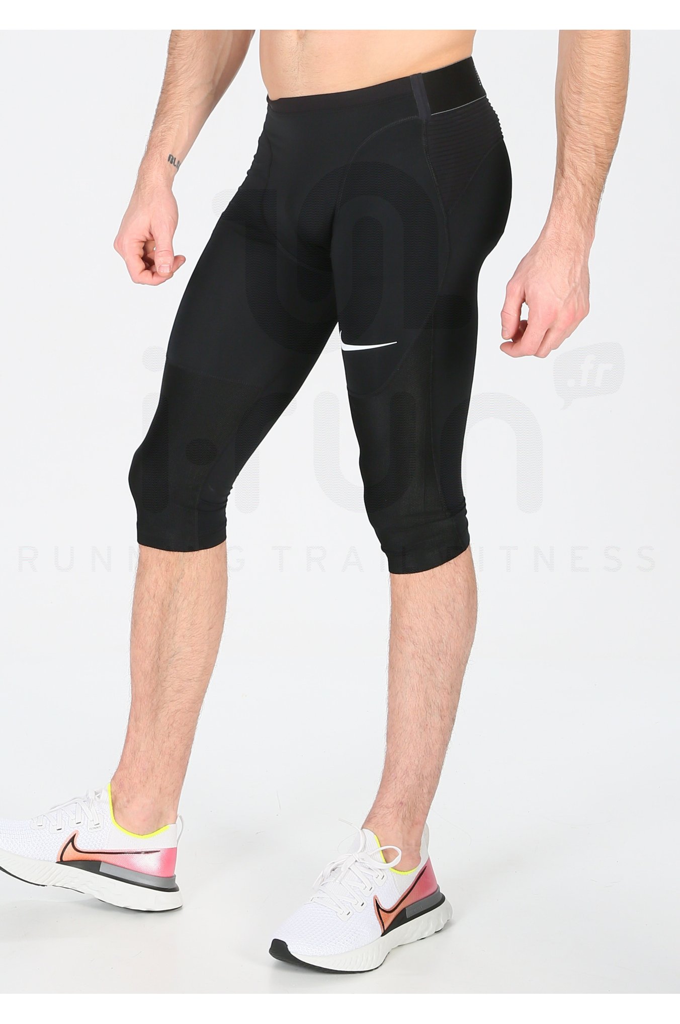 Nike Pro AeroAdapt M 