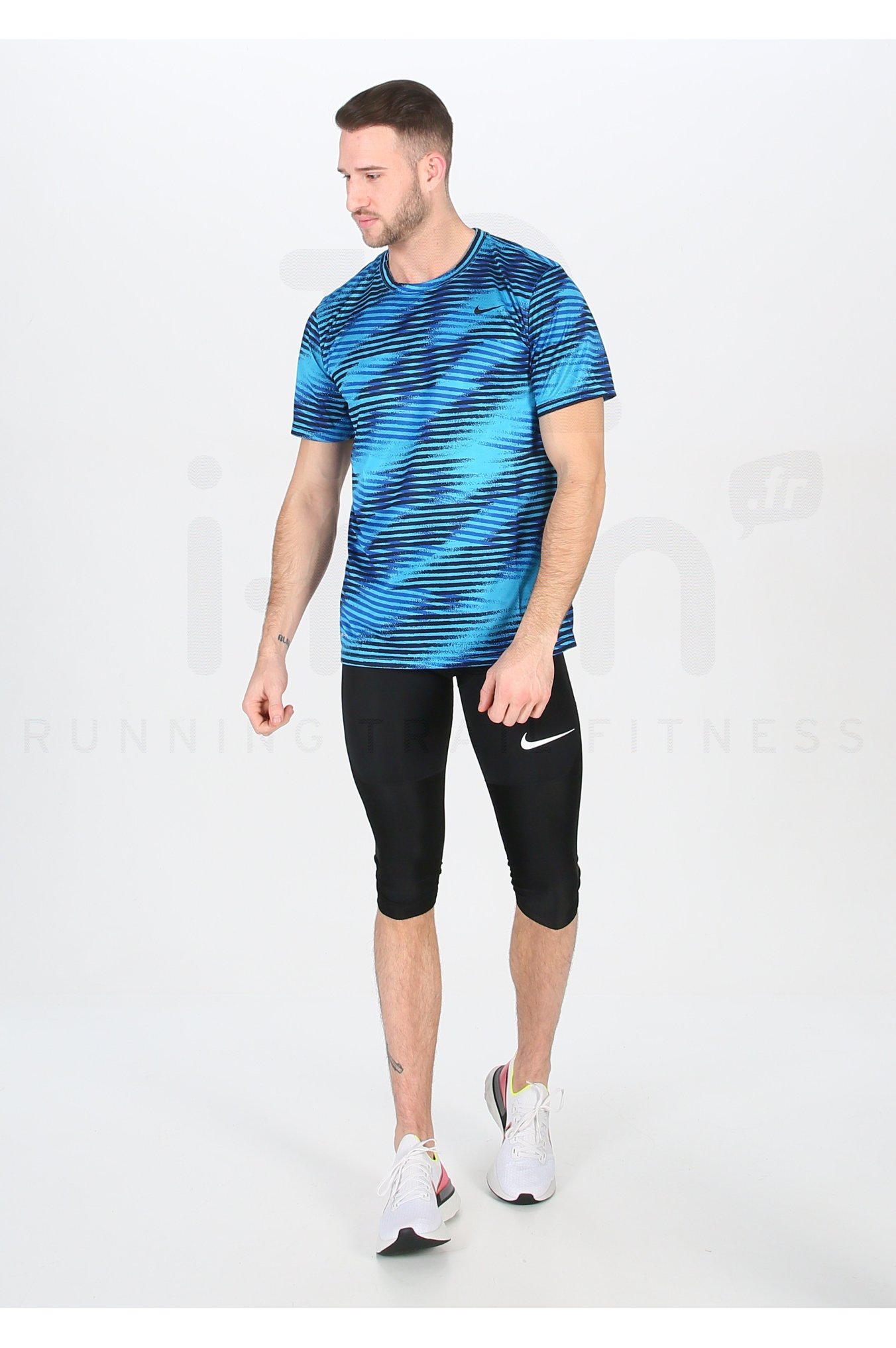 Nike Pro AeroAdapt M 