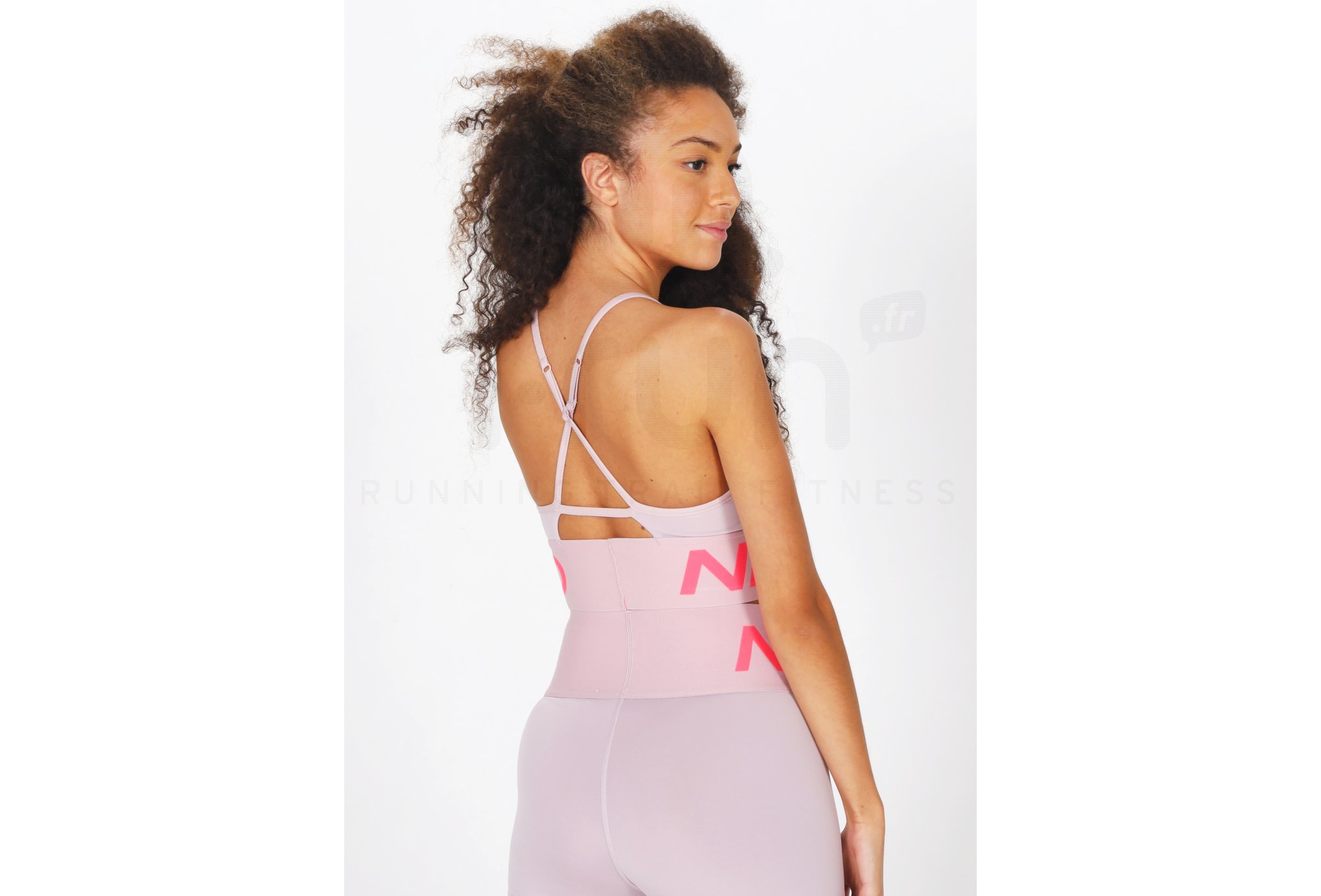 Nike Pro Indy