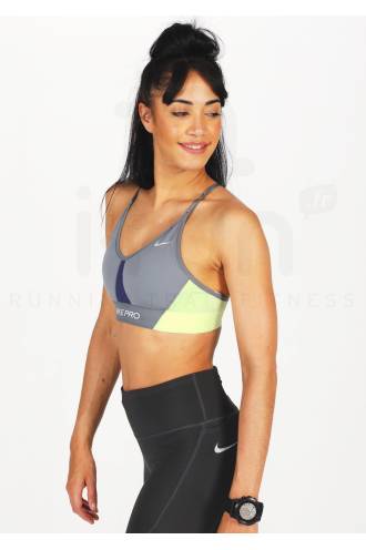 Nike Pro Indy 