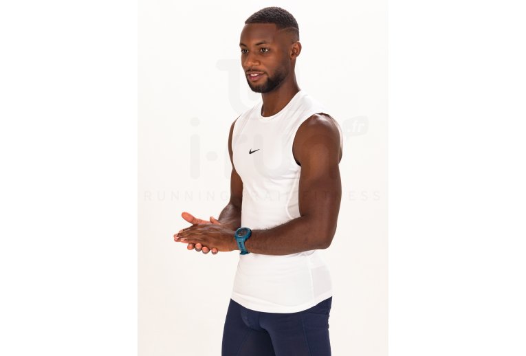 Nike Pro M