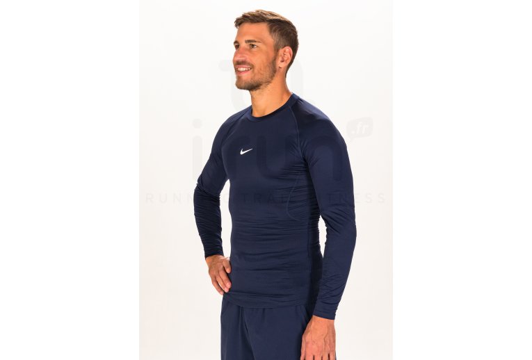 Nike Pro M