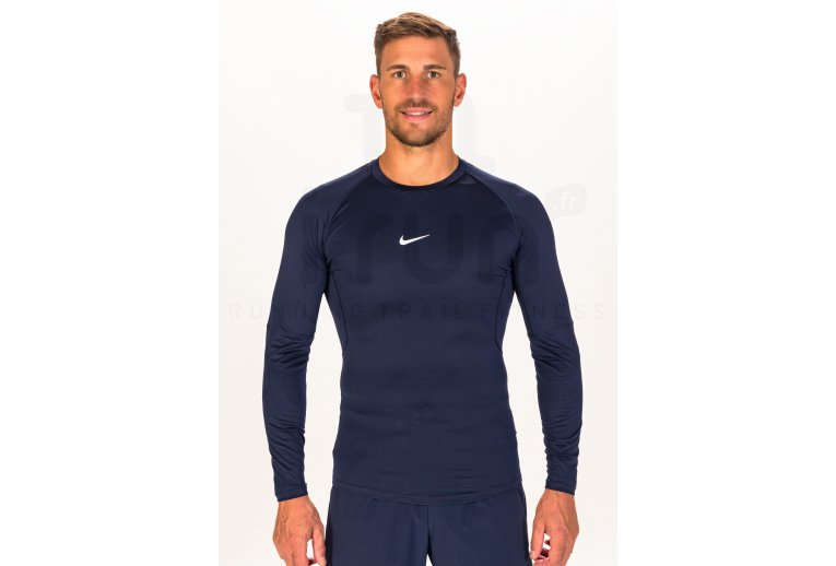 Nike Pro M