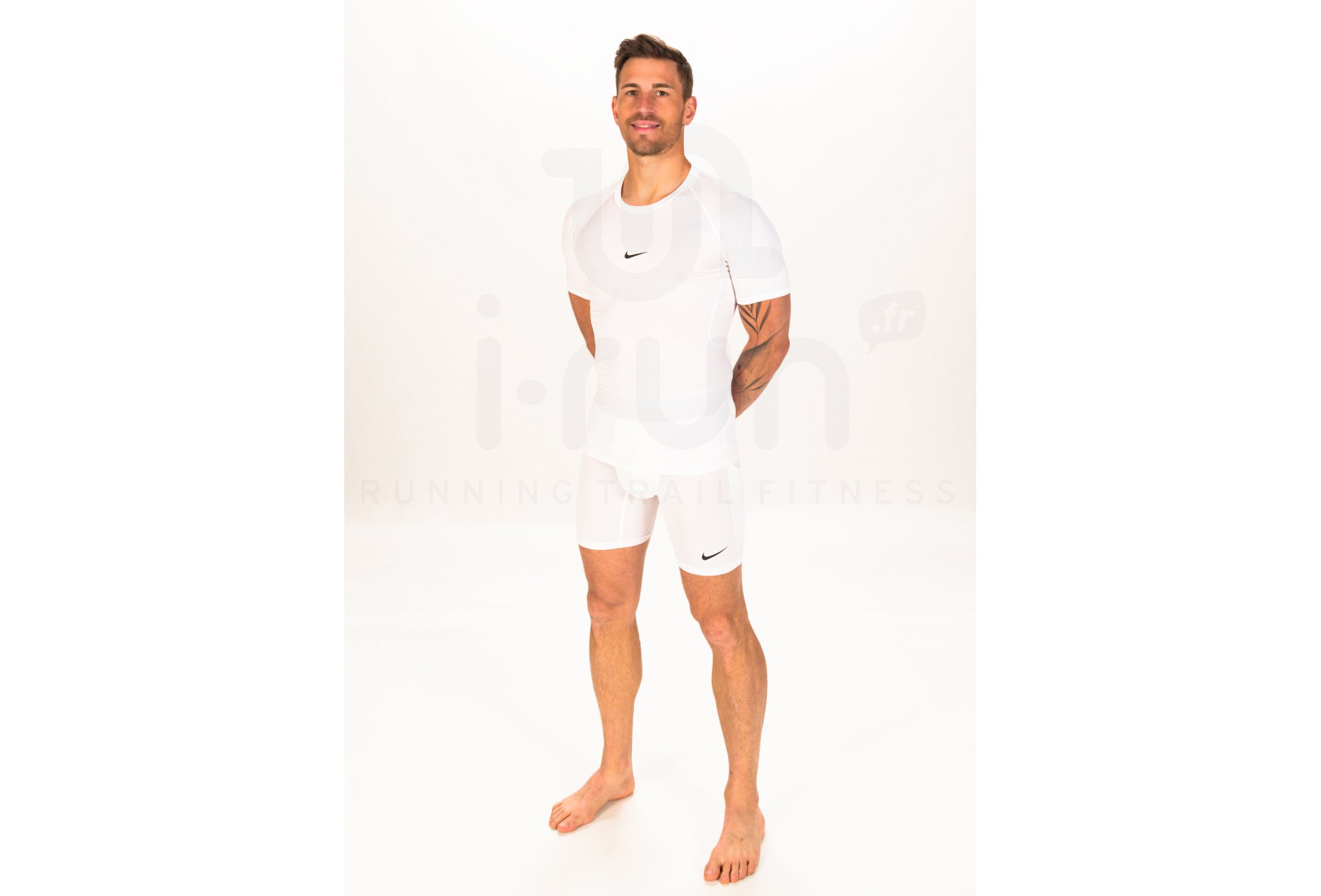 Nike Pro M