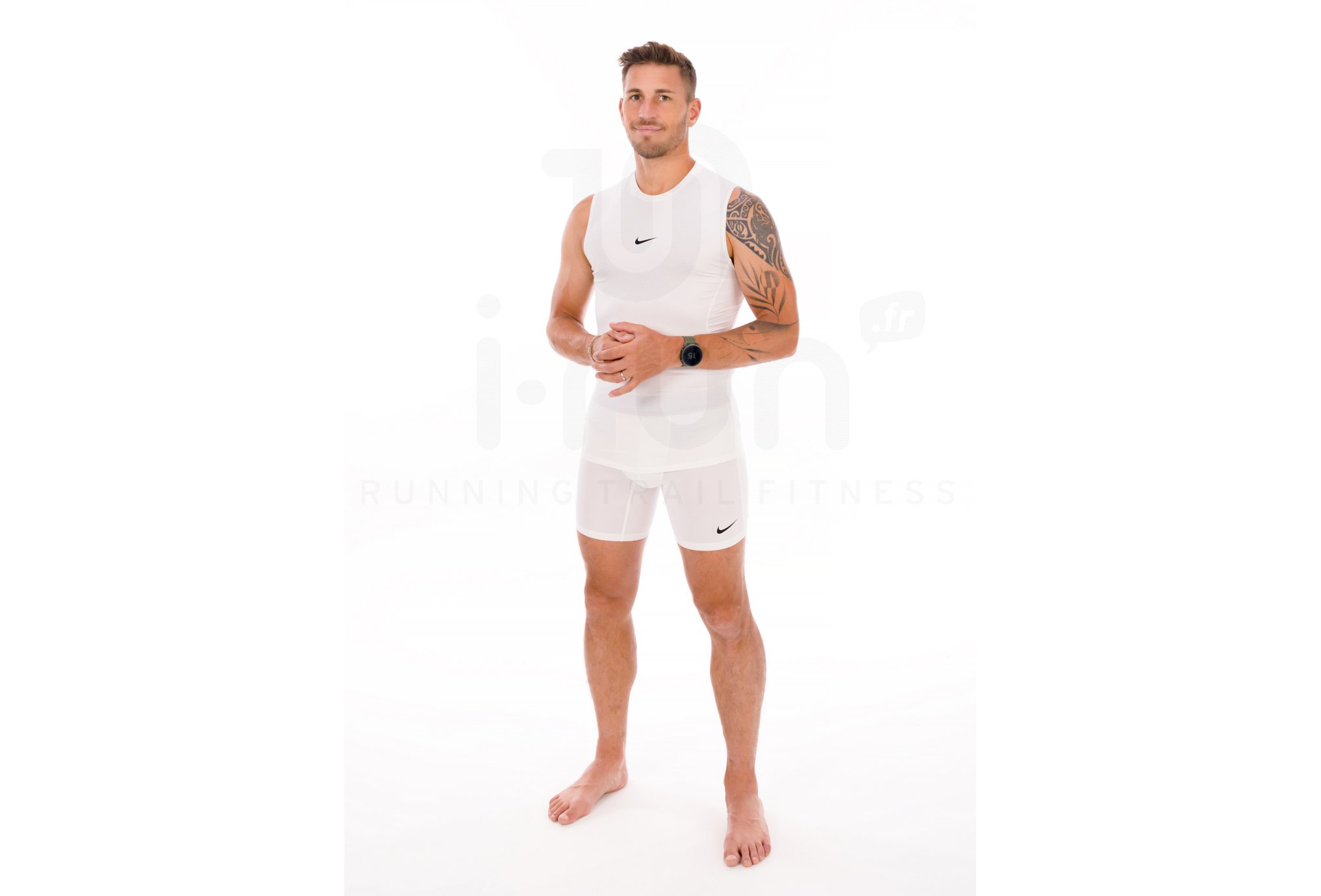 Nike Pro M
