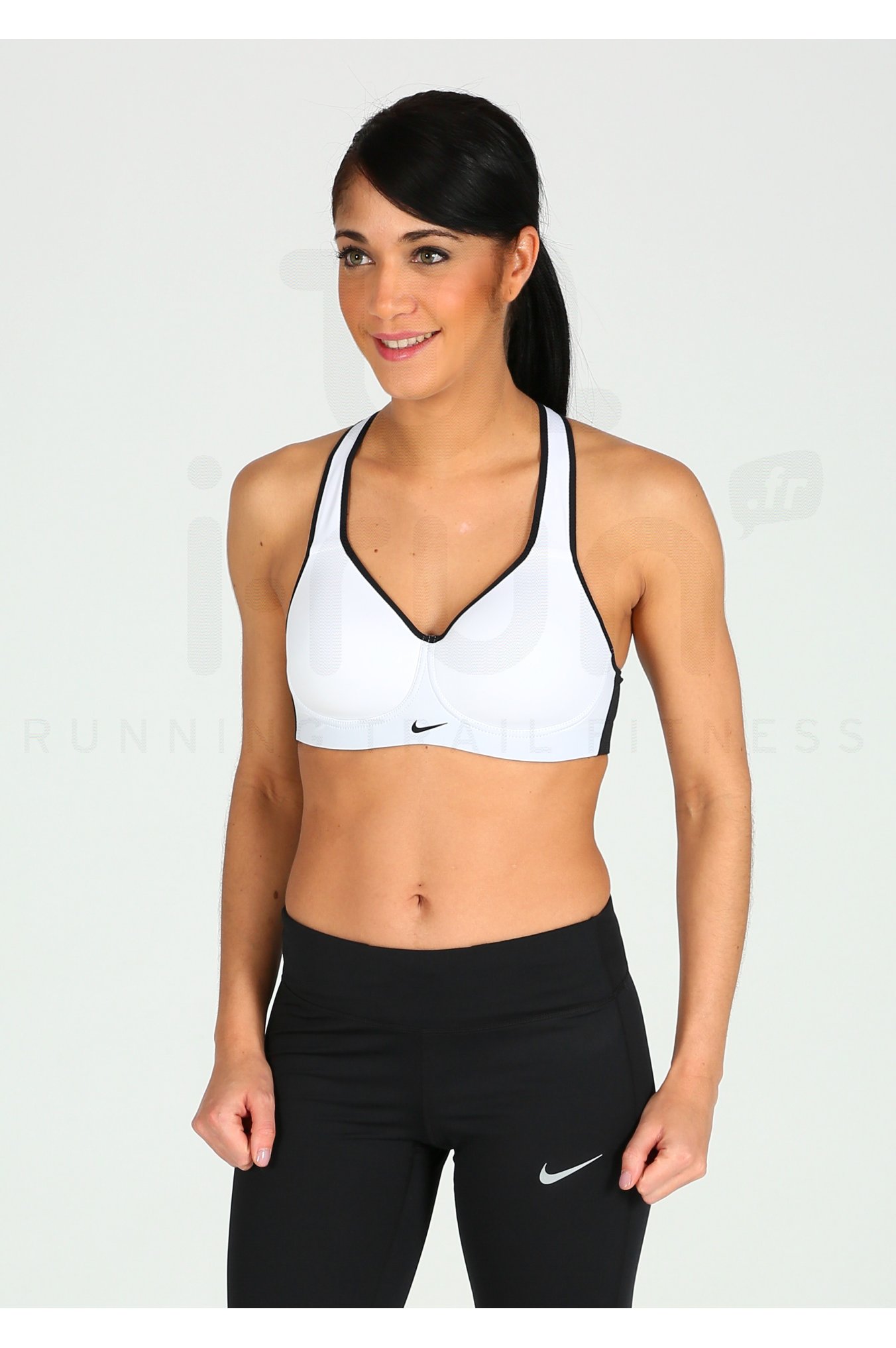 Nike Pro Rival 